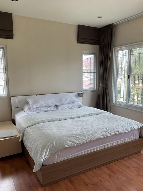 P339 ขาย บ้านเดี่ยว 2 ชั้น หมู่บ้าน กรองทอง ทรอปิคอล เฉลิมพระเกียรติ ร.9 Krongthong Tropical ใกล้นานาชาติ Charter International School