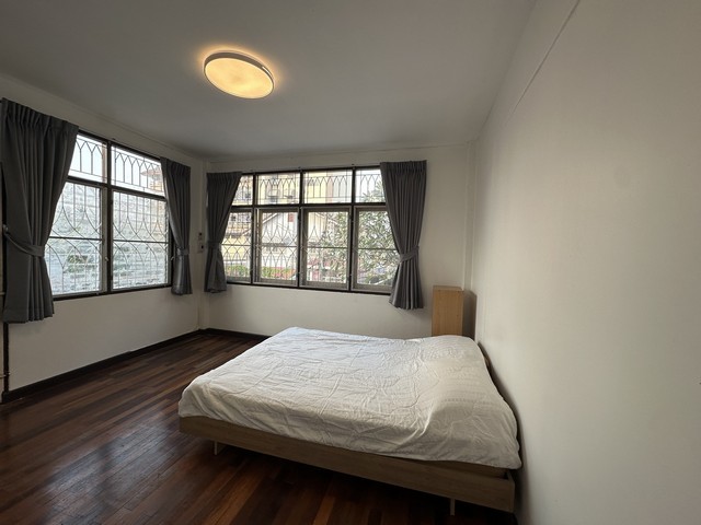 P336 ให้เช่า บ้านเดี่ยว รัชดาภิเษกซอย 3 ใกล้ MRT พระราม 9 ใกล้สถานทูตจีน 