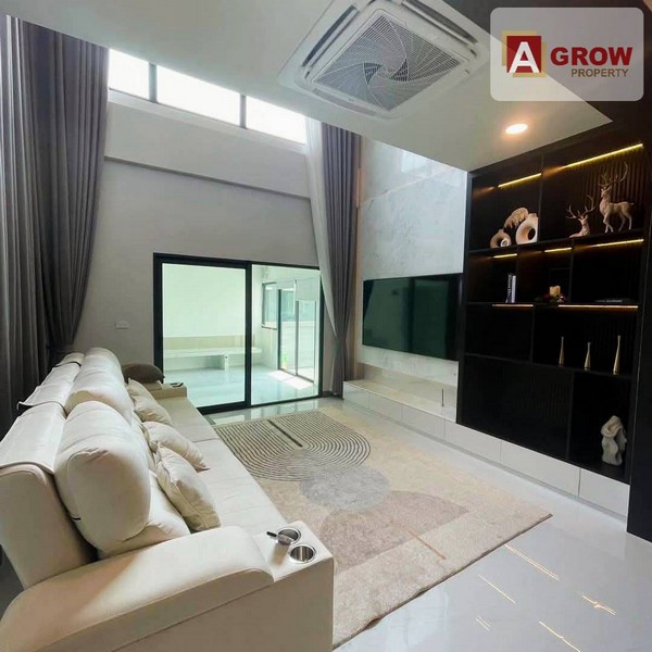 เดอะ ซิตี้ บางนา (โครงการใหม่) บ้านเดี่ยว ตกแต่งครบพร้อมอยู่