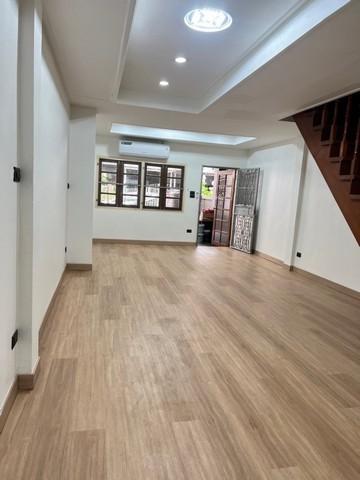 ให้เช่าทาวน์เฮาส์ 2 ชั้น หมู่บ้านพรไพลิน 5 ซอยอ่อนนุช 16 ถนนสุขุมวิท 77 ใกล้ BTS อ่อนนุช ( รีโนเวทใหม่ )