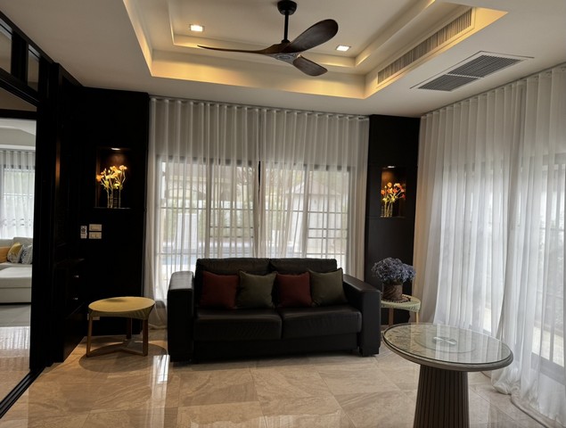 ให้เช่าบ้านเดี่ยว 200 ตารางวา 5 นอน 5 น้ำ มีสระว่ายน้ำส่วนตัว หมู่บ้านณุศาสิริ (สาธร-ปิ่นเกล้า)