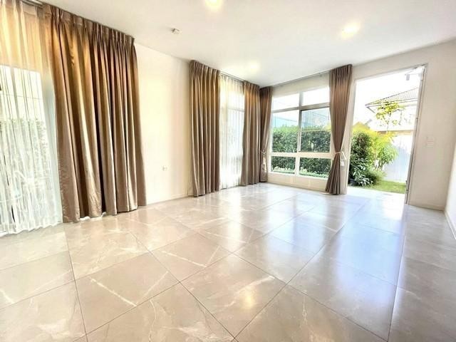 RS118 เช่า ขาย บ้านเดี่ยว หลังมุม โครงการมัณฑนา บางนา วงแหวน ย่านราม2 ซอยตรงข้ามเมกาบางนา