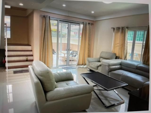 RS121 เช่า บ้านเดี่ยว ตกแต่งพร้อมอยู่ ถนนลาดพร้าวซอย18 วิภาวดี20 รัชดา19 ใกล้ MRT