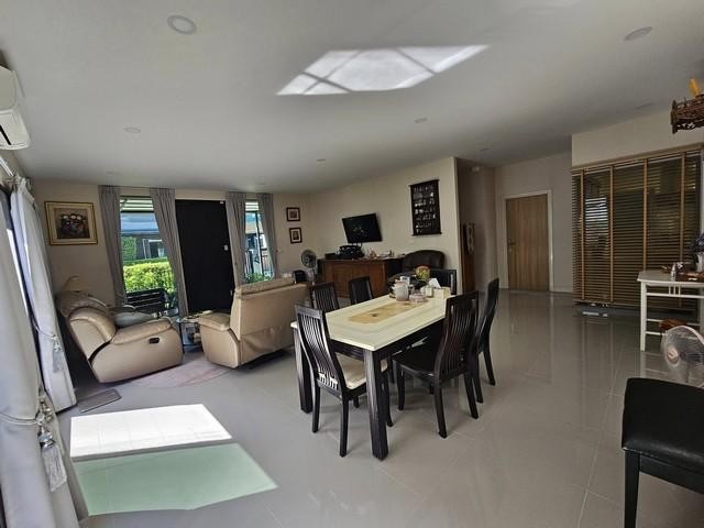 RS119 เช่า บ้านเดี่ยว หมู่บ้าน เพอร์เฟค เพลส พระราม9 กรุงเทพกรีฑา ถนนศรีนครินทร์ ร่มเกล้า เดินทางสะดวก