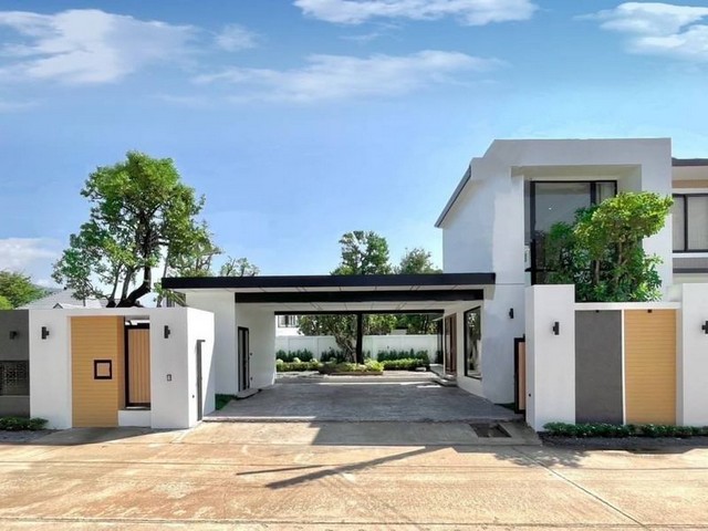 พูลวิลล่าสวย สไตล์โมเดิร์น ทำเลดีเยี่ยม โซนหางดง   