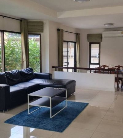 บ้านเดี่ยว ในหมู่บ้านกุลพันธ์วิลล์ 9 (หางดง) วิวสนามกอล์ฟ สงบ เป็นส่วนตัว บ้านไม่ติดหน้าบ้านหลังอื่น