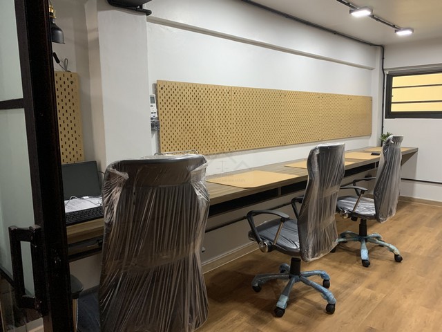 ให้เช่าโฮมออฟฟิศ 3 ชั้น พื้นที่รวม 123 ตรม. ถนนบำรุงเมือง ใกล้ MRT สามยอด รีโนเวทภายในใหม่ รองรับพนักงานได้ถึง 25 คน