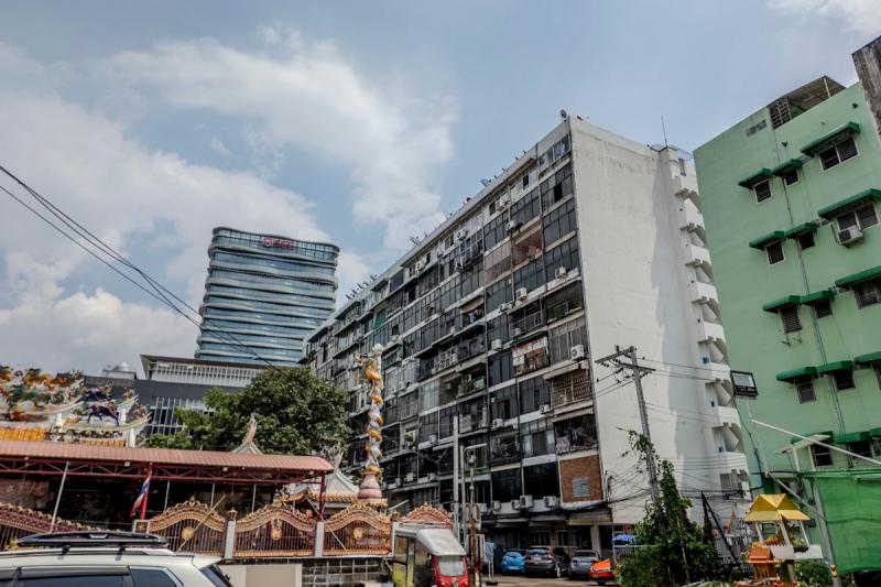 ขายคอนโด 2 ชั้น เปิดร้านค้าได้! บางซื่อคอนโดมิเนียม ชั้น 1-2 ขนาด 72 ตรม. ชั้นล่างเหมาะเปิดร้านค้า ชั้นบนใช้พักอาศัย คอนโดอยู่หลังโลตัส