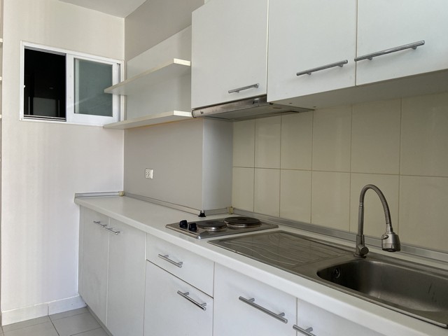 Life Sukhumvit 65 Private spacious comfortable 16th floor BTS Ekkamai