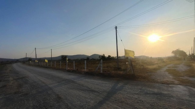 ที่ดินวิวเขา แคมป์ปิ้ง ที่ดินแปลงเกษตร น้ำไม่ท่วม จ.สุพรรณบุรี ราคาเริ่มต้นตารางวาละ 1,400