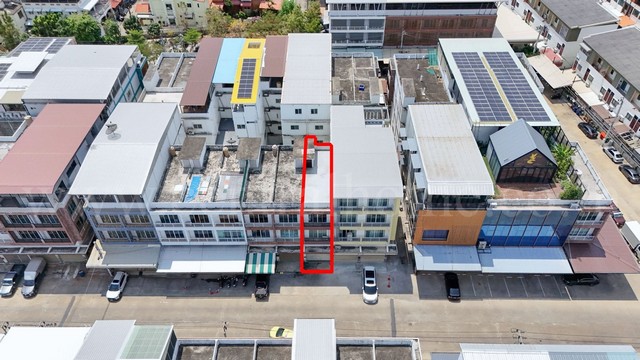 อาคารพาณิชย์ 3.5 ชั้น โครงการ มั่งมีแสนสุข - กัลปพฤกษ์ ราคาถูก