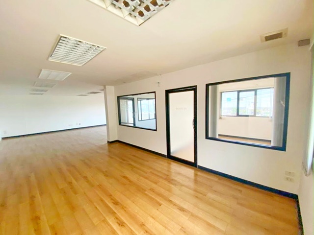 ให้เช่า สำนักงาน ออฟฟิศ 265 ตรม. ไทวัสดุพระราม2 มีลิฟท์ในตัว กาญจนาภิเษก พระราม2 โลตัสพระราม2 ชั้น3  เซ็นทรัลพระราม2 กม.  Big C พระราม2