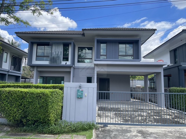 ขายบ้านเดี่ยว 2 ชั้น 64.5 ตรว. โครงการ วิรัณยา วงแหวน-อ่อนนุช Viranya Wongwaen-Onnut เฟอร์บิ้วอิน ใกล้เมกะบางนา 