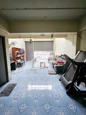 ขายอาคารพาณิชย์ ทำเลค้าขาย ซอยข้างวัดบัวแก้วเกษร อ.ลาดหลุมแก้ว จ.ปทุมธานี