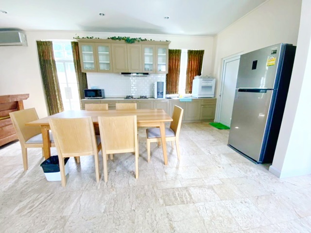 ตลาดมิตรมงคล888 500 ม.รร.วัดบางกระดี่ 400 ม. 3-4นอน  พลูวิลล่า ให้เช่าคฤหาสน์สุดหรู 2ชั้น 140ตร.วา. 555 ตร.ม.  จัดเต็มเฟอร์ 2น้ำ