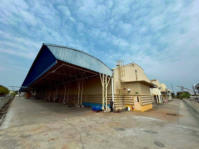 ให้เช่าโรงงานในกนอชลบุรี ผังม่วงเข้ม  พื้นที่ใช้สอย 12,762 ตร.ม. มีใบอนุญาตรง.4.พานทอง  ชลบุรี