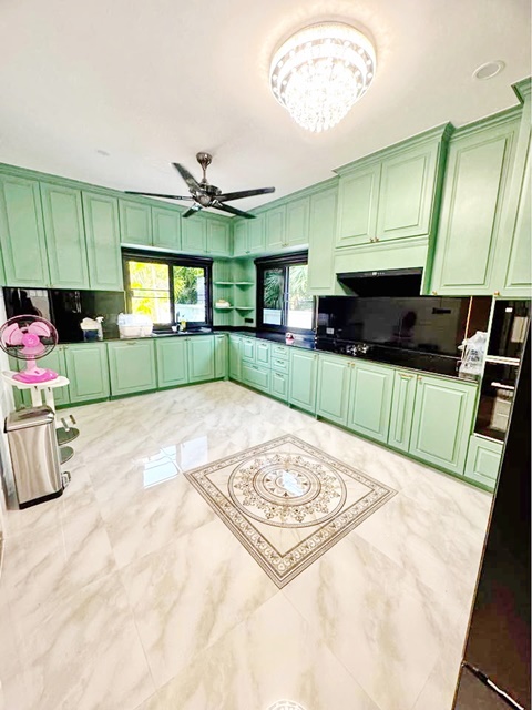 ติดMRT ศรีเอี่ยม 800 ม. ลาซาล บางนา-ตราด ให้เช่าคฤหาสน์หรู 2 ชั้น 390 ตร.ม. มีดาดฟ้า จัดเต็มเฟอร์ 3นอน 4น้ำ  ลิตเติ้ลวอล์ค บางนา 1.3 กม.