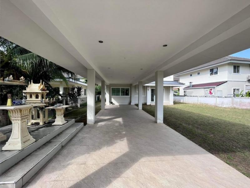 ราคาสุดพิเศษเพียง 3.99 ล้าน ​เนื้อที่ 112 ตรว. 4 นอน 3 น้ำ #ท่ารั้ว #ดอยสะเก็ด #วงแหวนรอบ3 ไปสนามบิน 30 นาที น้ำไม่ท่วม