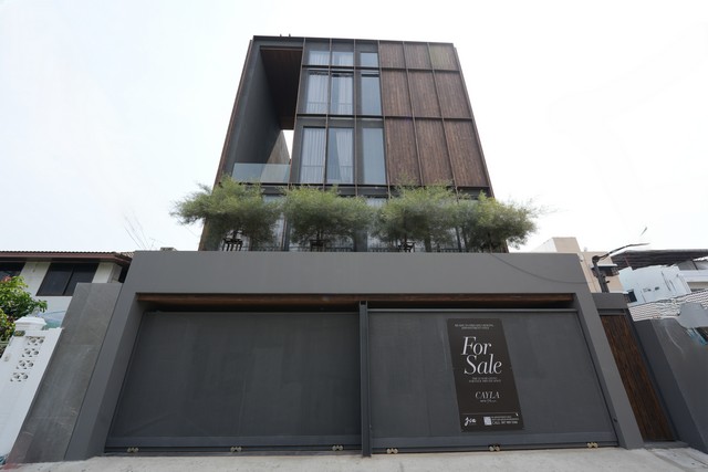 ขายบ้านเดี่ยว 4 ชั้น โครงการ Jia Pool Residence แบบบ้าน Cayla ขนาดที่ดิน 60 ตร.วา มีสระว่ายน้ำใกล้สนามบินดอนเมือง
