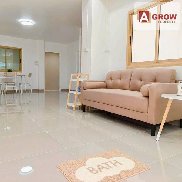 หมู่บ้านบัวทอง 4 ถนนบ้านกล้วย-ไทรน้อย ต่อเติมบ้านแบบจัดเต็มใหม่ทั้งหลัง