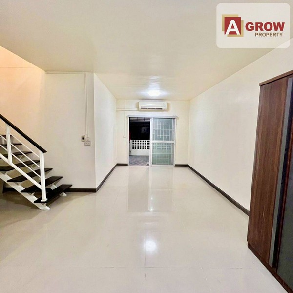 หมู่บ้านพฤกษา74/1 ซอย 6 ศรีนครินทร์-เทพารักษ์ บ้านสวยรีโนเวทใหม่ราคาถูกมาก