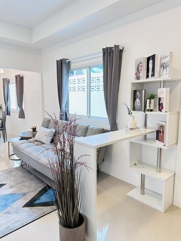 บ้านเดี่ยว เนินพลับหวาน หมู่บ้านพัทยารุ่งเรือง  34 ตรว.