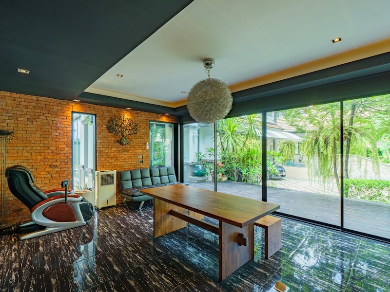 BS960 ขายบ้านเดี่ยวหรู พัฒนาการ 30 ทำเลเยี่ยม 5 ห้องนอน 5 ห้องน้ำ พื้นที่กว้าง ฟังก์ชันครบ3 อาคารในพื้นที่เดียวกัน รองรับทุกไลฟ์สไตล์