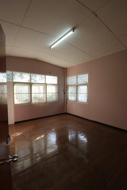 ให้เช่าบ้านเดี่ยว 2 ชั้น 89 ตารางวา 4 ห้องนอน ถนนนวมินทร์ บ้านเปล่า เดินทางสะดวก ใกล้โรงเรียนบดินเดชา สิงห์ สิงหเสนีย์ 2, ใกล้ตลาดปัฐวิกรณ์