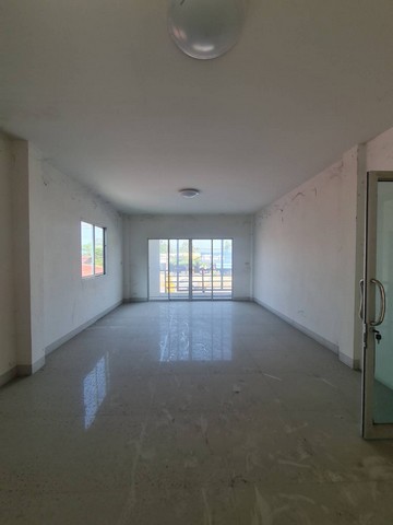 Vายและให้เช่าอาคารพาณิชย์ 2 คูหาติดถนน บ้านค่าย-ปลวกแดง ระยอง