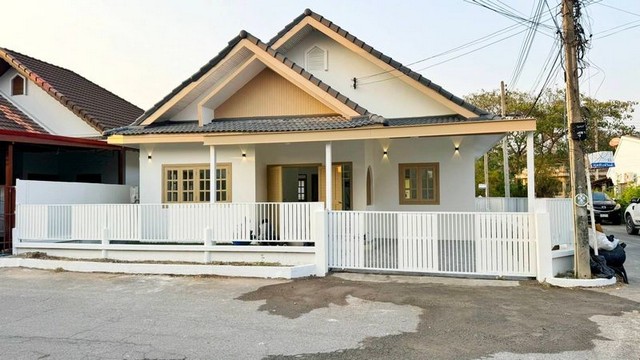 บ้านเดี่ยวชั้นเดียว ทำเลทอง รีโนเวทใหม่ แม่เหียะ    