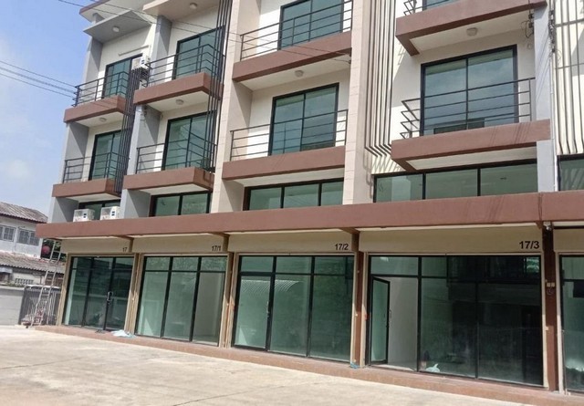 MT133 เช่า ทาวน์โฮม ซอยรามอินทรา89 เหมาะทำHome Office ใกล้ รถไฟฟ้ารามอินทรา กม9 ใกล้ห้าง Fashion Island