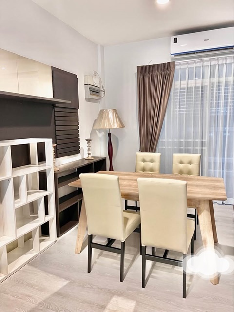 คฤหาสน์แนวตั้ง APLบ้านทับช้าง 600 ม.ระราม9 ทำเลคนรวย 252ตร.ม. บ้านกลางเมือง ม.แสตมฟอร์ด 3.3 กม. 3-4นอน ให้เช่า 3 ชั้น กรุงเทพกรีฑา