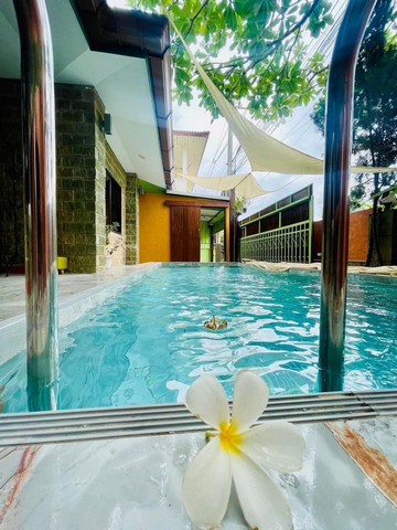 ลดราคาด่วนให้เช่า พูลวิลล่า ท่าศาลา เงียบสงบ         