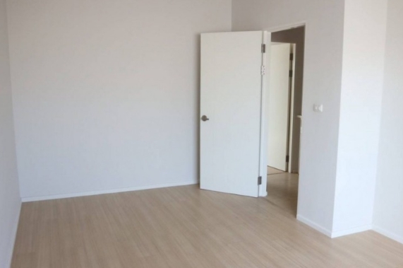 ให้เช่าทาวน์โฮม 3 ชั้น บ้านกลางเมือง สุขุมวิท 77  ใกล้BTS อ่อนนุช