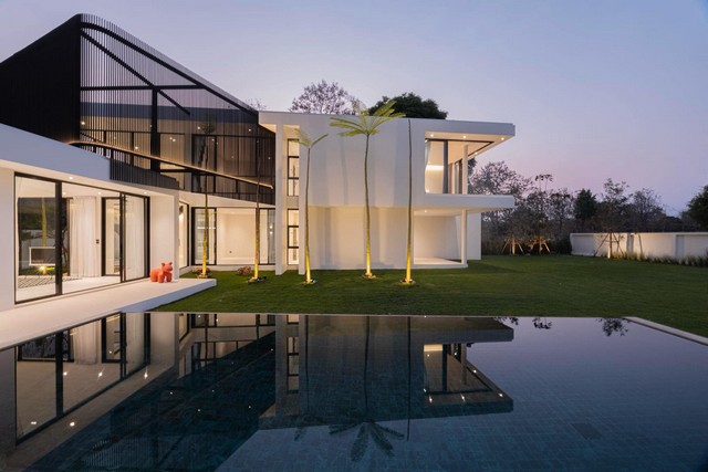 พูลวิลล่าสร้างใหม่สุดหรู พร้อมเข้าอยู่ บนที่ดินขนาดใหญ่กลางธรรมชาติ เชียงใหม่