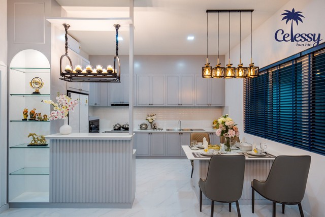 บ้านพร้อมสระว่ายน้ำ 3 ห้องนอน เพียง 15 ถึงชายหาดหัวหิน CELESSY HUA HIN - 3-Bedroom Pool Residence Ready for viewing