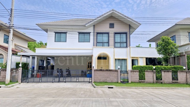 บ้านเดี่ยว  62.1 ตร.วา ลัดดารมย์ ติวานนท์ ปทุมธานี ต้นโครงการ