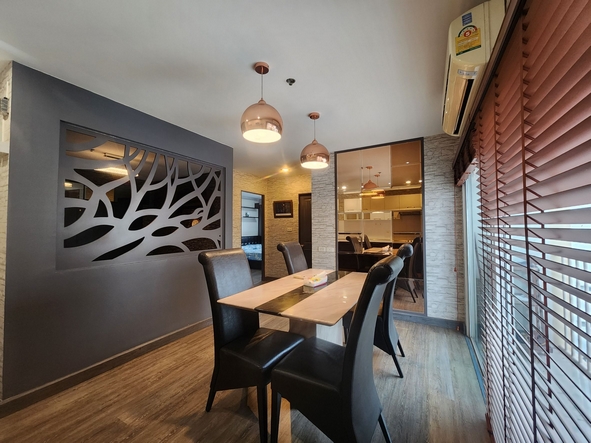 ขาย คอนโด เมโทร พาร์ค สาทร ชั้น 8 ขนาด 2 นอน 57 ตารางเมตร เฟอร์ครบ แต่งสวย วิวสระ ใกล้ BTS วุฒากาศ