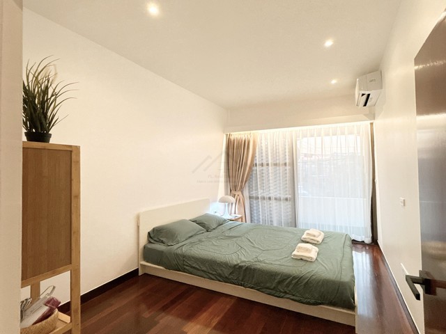 ให้เช่าทาวน์เฮาส์ 2 ชั้น 120 ตรม 2 ห้องนอน ใกล้พระราม3 พระราม 4 อโศก เฟอร์พร้อมอยู่