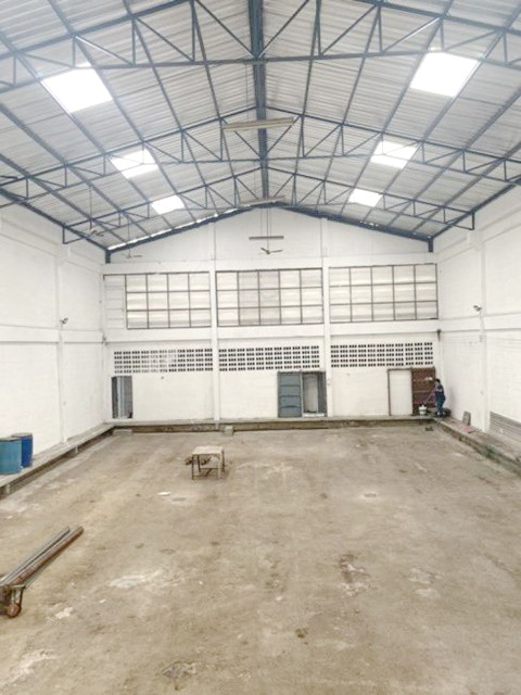 โลตัส สุขสวัสดิ์74-82 1.4กม. ถูกที่สุดในโลก ตรม.ละ 50 บาท-ตร.ม.ให้เช่าโกดัง มีชั้นลอย 2 ชั้น.พระจอมเกล้า 6.7กม. ตลาดประชาอุทิศ 90 2 กม.