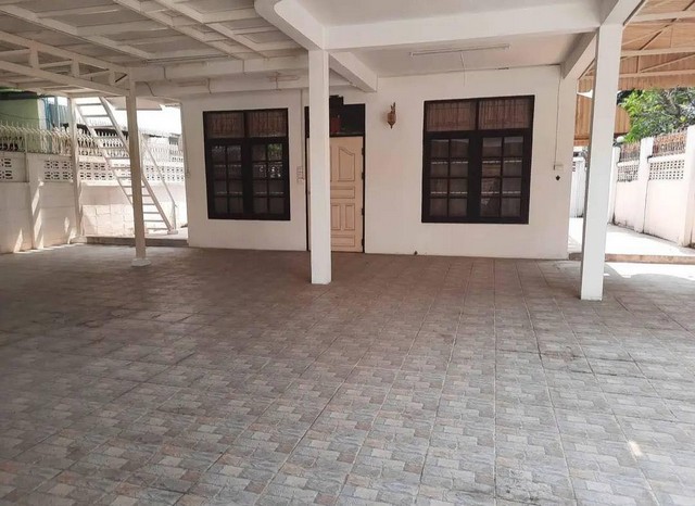 P523 ให้เช่า บ้านเดี่ยว 2 ชั้น หมู่บ้านอยู่เจริญ 542 ซ.ประชาราษฎร์บำเพ็ญ 24 เดินทางสะดวก เหมาะอยู่อาศัย