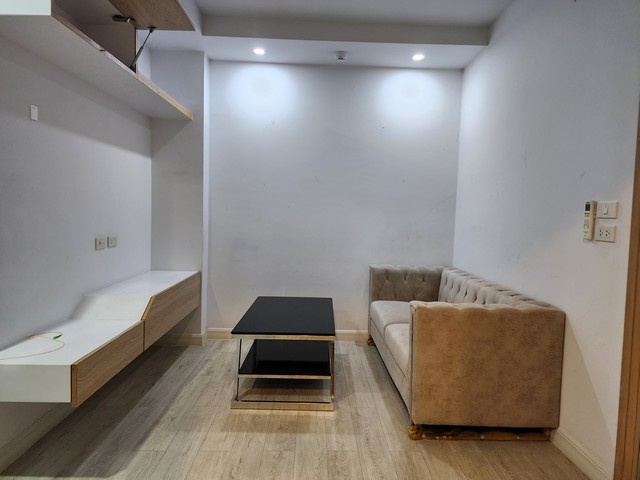 วี คอนโด ศาลายา ตึก V7 ชั้น 5 |ห้องมุม | วิวสนามกอล์ฟ