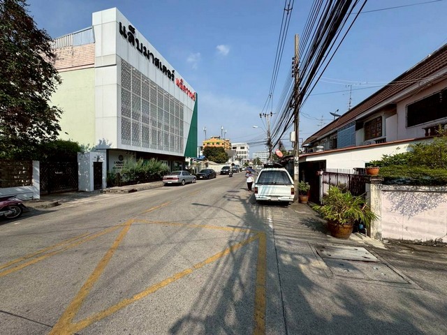 ขายที่ดินเปล่า  320.5 ตารางวา  ซอยติวานนท์ 3 แยก 11 ต.ตลาดขวัญ  อ.เมืองนนทบุรี