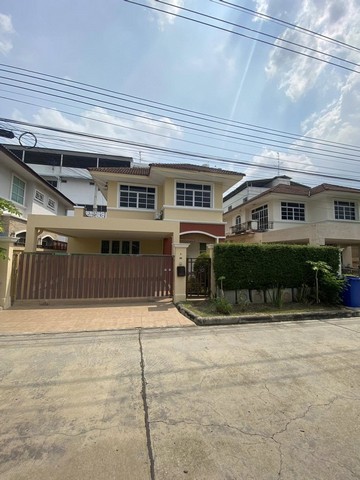  ให้เช่าบ้านเดี่ยว 2 ชั้น ในหมู่บ้านอิมพีเรียลพาร์ค สุขุมวิท 101/1 ใกล้รถไฟฟ้าอุดมสุข