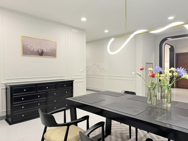 ให้เช่าบ้านเดี่ยวหรู 2 ชั้น 76 ตรว 315 ตรม. 4 ห้องนอน The City Bangna ใกล้เมกะบางนา หน้าบ้านทิศใต้