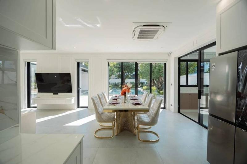 ให้เช่าบ้านหรู 130,000 บาท/เดือน Luxury Pool Villa บนทำเลทอง​ โซนแม่เหียะ ตกแต่งเรียบหรู โปร่งโล่ง เป็นส่วนตัว ตอบโจทย์ทุกไลฟ์สไตล์