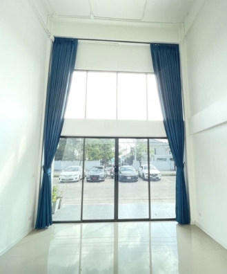 ให้เช่าอาคาร3.5 ชั้น รังสิตคลอง1 ห้องน้ำ ติดถนนรังสิต นครนายก