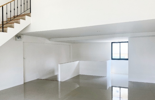 ให้เช่าอาคาร 4ชั้น ย่านพระราม3 ริมถนนใหญ่รัชดาภิเษก เชิงสะพานแขวน