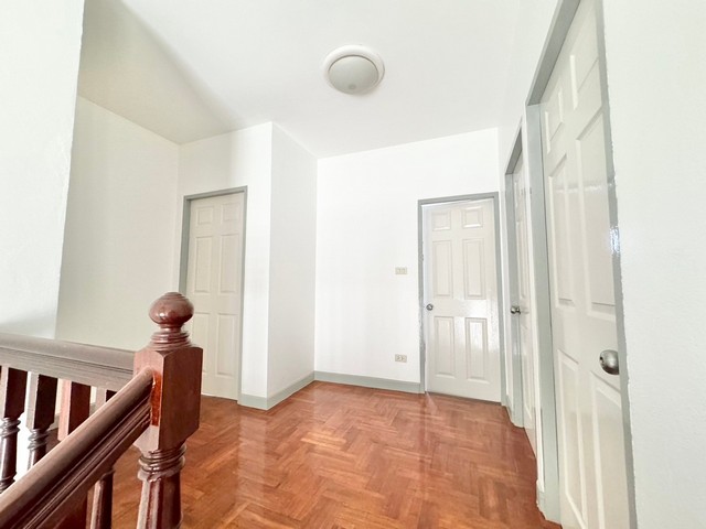 ให้เช่าบ้าน 3ชั้น 259 ตรม (ไม่มีเฟอร์) สุขุมวิท101 เหมาะสำหรับพักอาศัย ทำออฟฟิศ เดินทางสะดวก ใกล้BTSปุณณวิถี