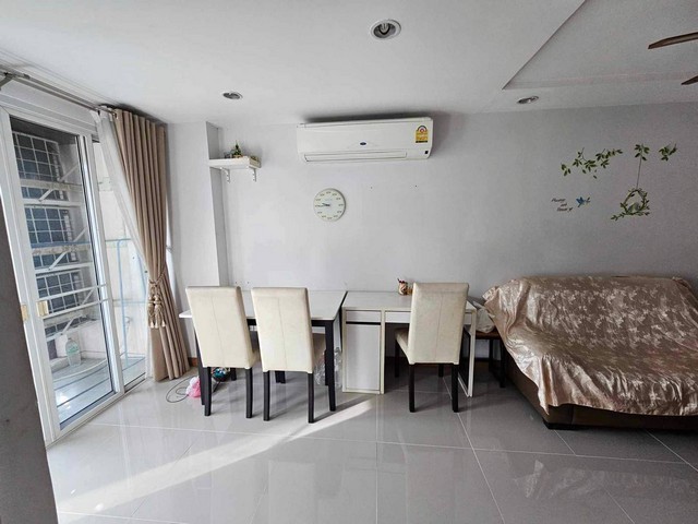 ขาย/เช่า  เอวาคัส การ์เด้นท์-แฟมิลี่ เฮ้าส์ คอนโดห้องชุด 55.68 ตรม.  มีนบุรี กรุงเทพ  ZE797